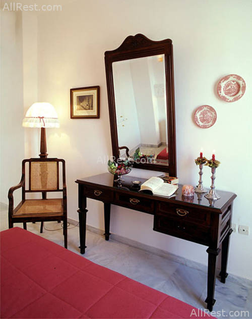 Antirides Hotel 17